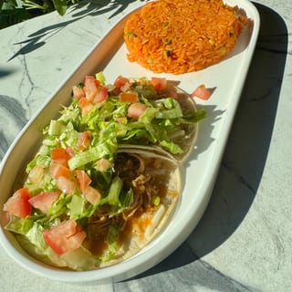 L Tinga Tacos